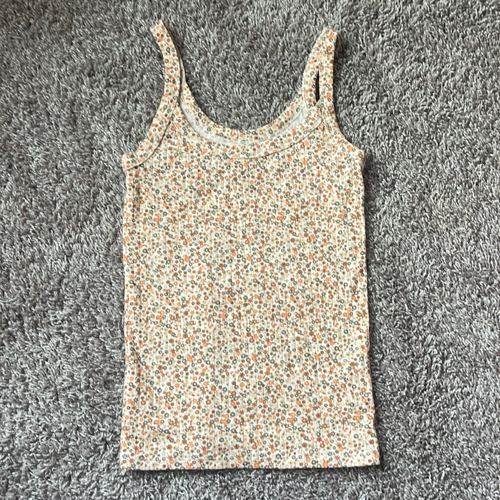 Orange flower tank top🌼